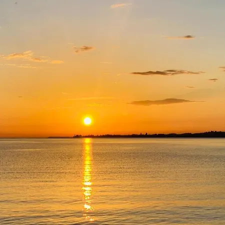 Bright + Cozy Dachgeschoss Maisonette Im Zentrum Bregenz