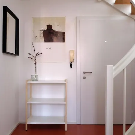 Bright + Cozy Dachgeschoss Maisonette Im Zentrum *
