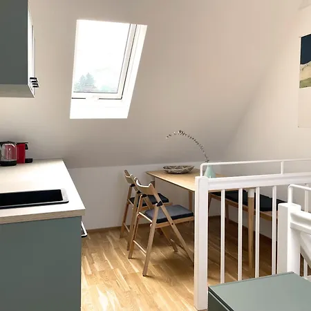 Bright + Cozy Dachgeschoss Maisonette Im Zentrum Апартаменты Брегенц