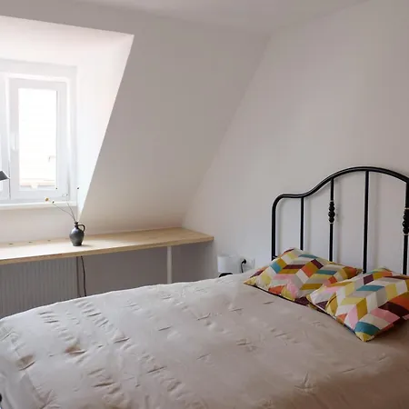 Bright + Cozy Dachgeschoss Maisonette Im Zentrum * Брегенц
